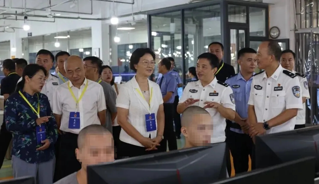 江西省关工委联合省未管所举办“百位亲属进狱园”中秋帮教活动