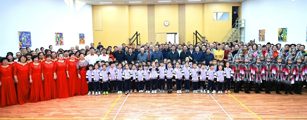 天津市关工委华夏未来基金会举办“五老”领航共绘津彩银龄艺术大赛