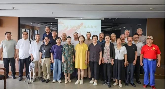 上海浦东关工委举办“薪火忆峥嵘 一脉承初心”抗战老战士后代忆先辈座谈会