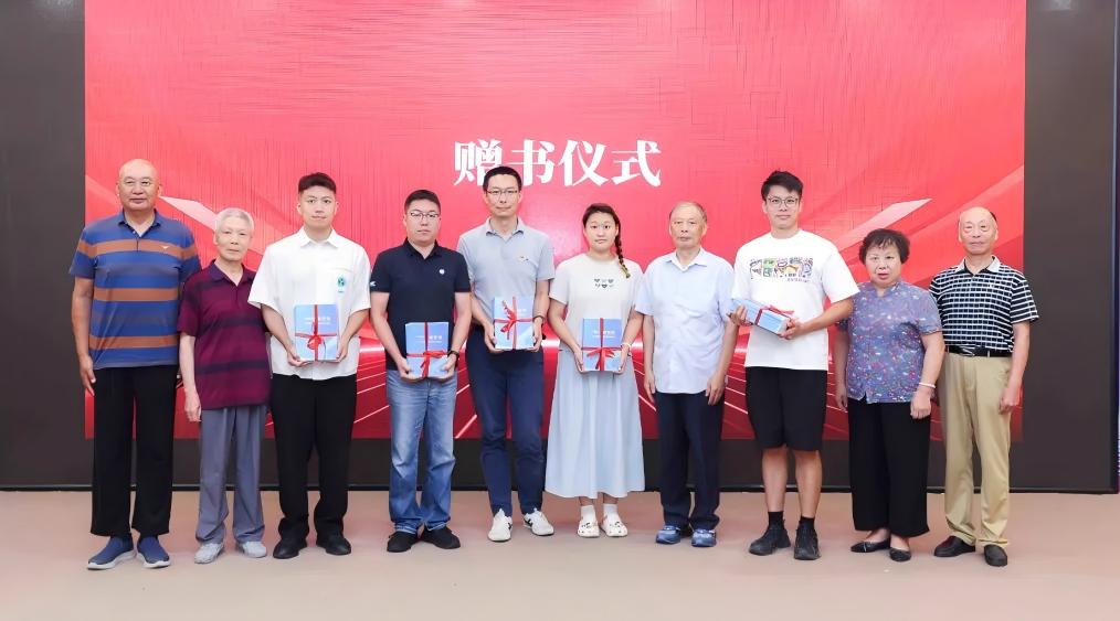 上海市普陀区首家互联网企业关心下一代工作委员会正式成立