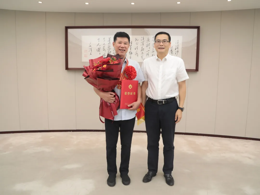 1760151017251705.jpg 2.jpg