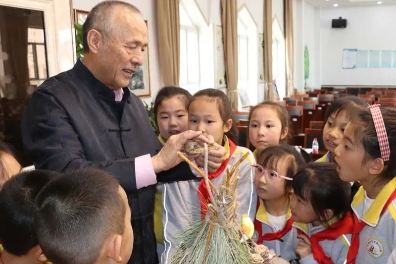 1763088380941198.jpg 20251112_142531_008.jpg