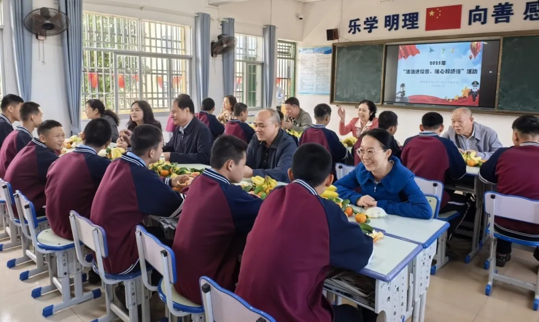 1763608063329396.jpg 2.jpg