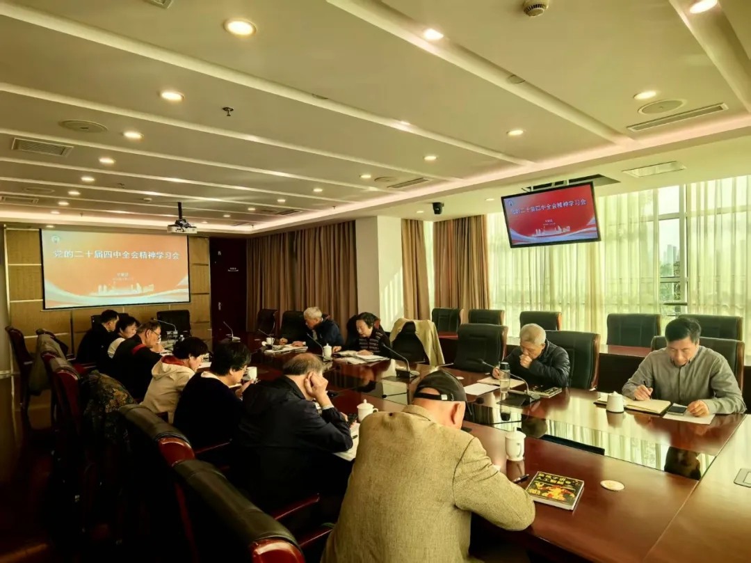 1764902305178303.jpg 20251205_103635_003.jpg